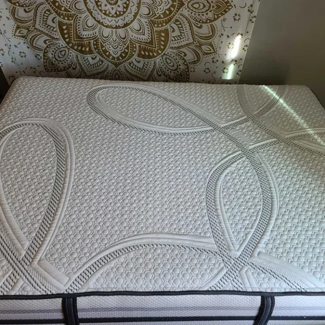 Mattress After Cleaning 2 - Neptune Cleaning Inc